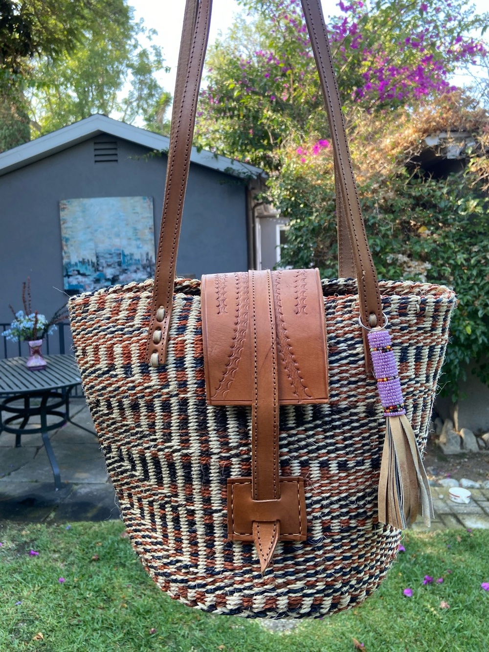 Rare Leather Strap Over The Shoulder Beige Woman’s Straw Bag